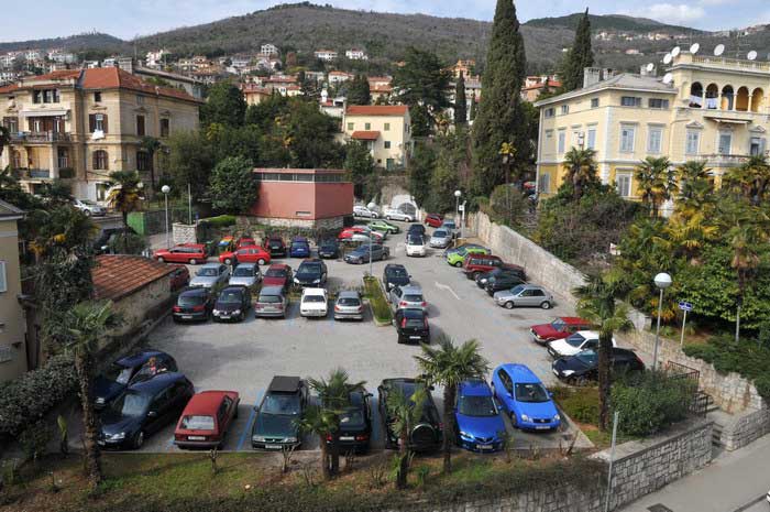 trznica parking03